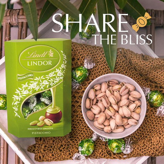 Lindt Lindor Pistachio Cornet 200g alternate view 2