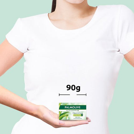 Palmolive Moisture Care Bar Soap 3 x 90g pack alternate view 3